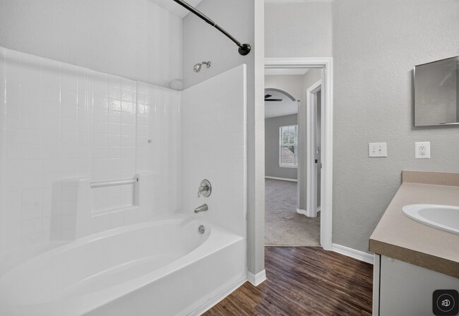 Building Photo - 821 Grand Regency Pointe