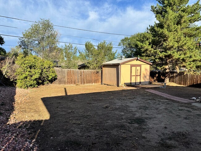 Building Photo - 8305 Acoma St