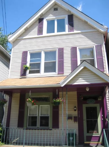 Building Photo - 719 Savannah Ave