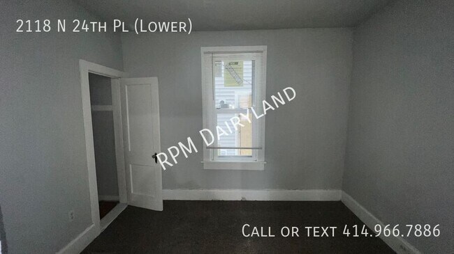 Building Photo - 2118 N 24th Pl