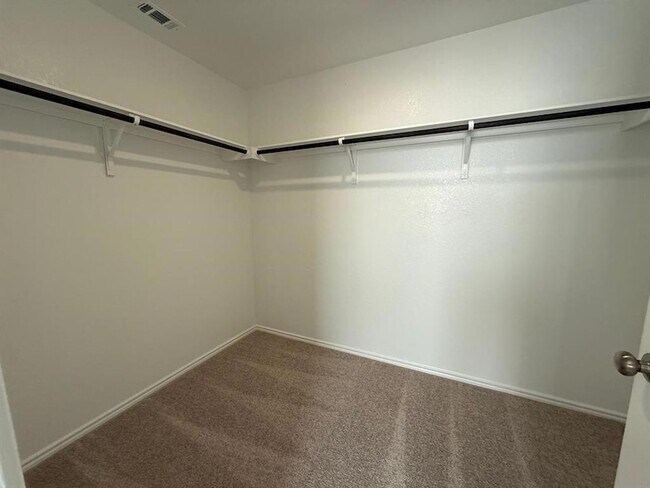 Building Photo - 263 Magalia Ln