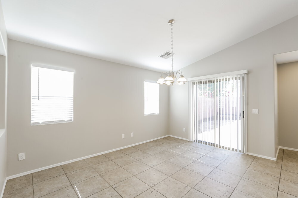 Building Photo - 3129 W Sunland Ave