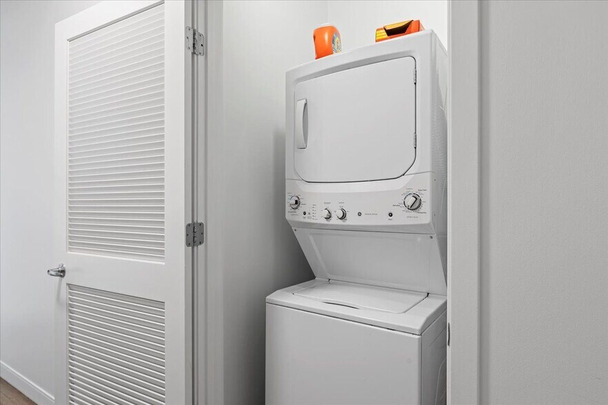 Building Photo - 728 N Morgan St