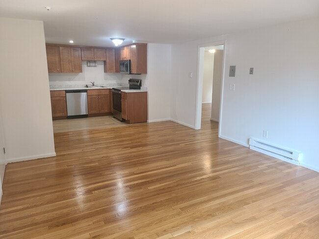 Building Photo - Azalea Court Apartments