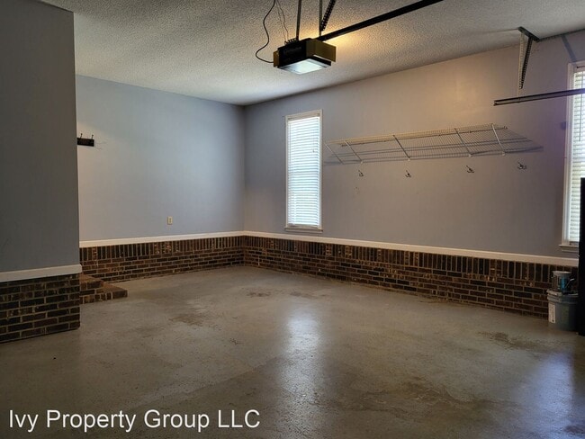 Building Photo - 3 br, 2 bath House - 3664 DellingDowns Dr.