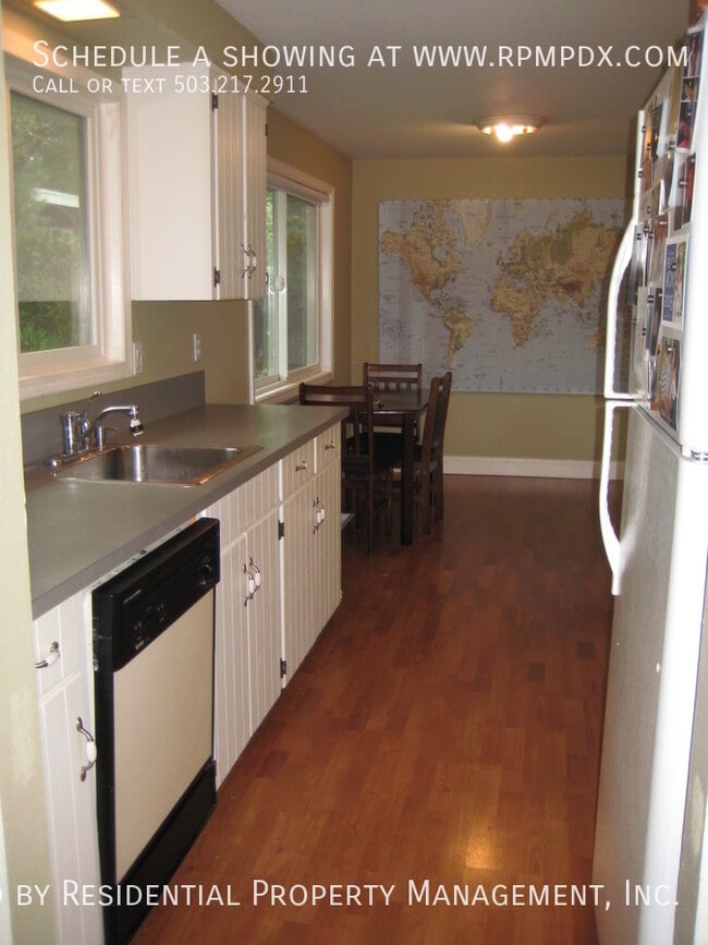 Building Photo - 7730 SW 87th Ave