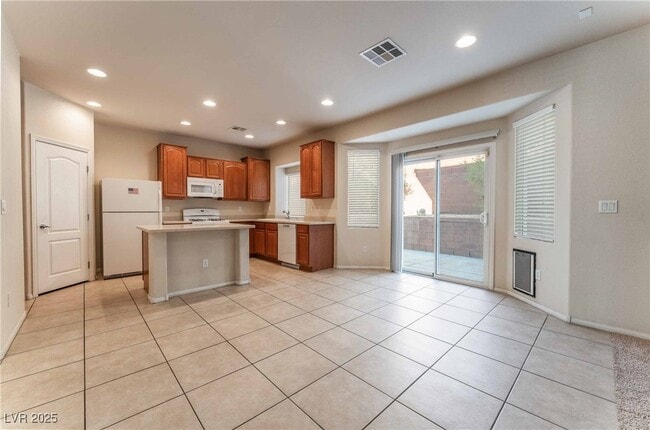 Building Photo - 7013 Whipple Manor St