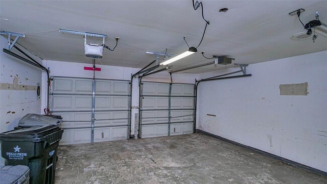 Building Photo - 4819 Marywood Dr