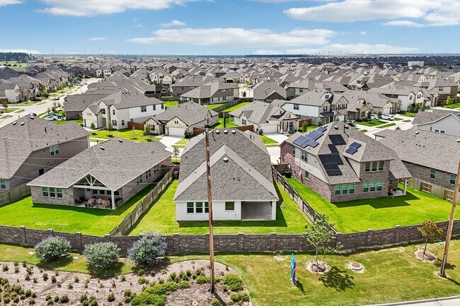 Building Photo - 7818 Palm Glade Dr
