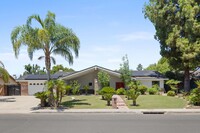 Building Photo - Fully Furnished Home Off of Gosford Rd and...