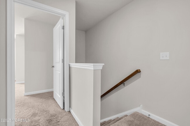 Building Photo - 19 Katherine Dr