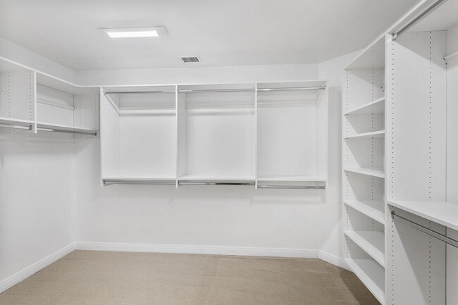 Building Photo - $1200 off a 12 month lease