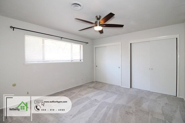 Building Photo - 4548 Pensacola St