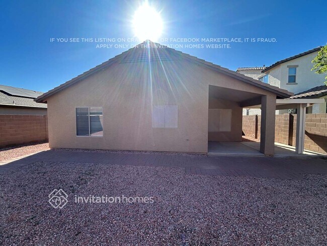 Building Photo - 42148 W Cheyenne Dr