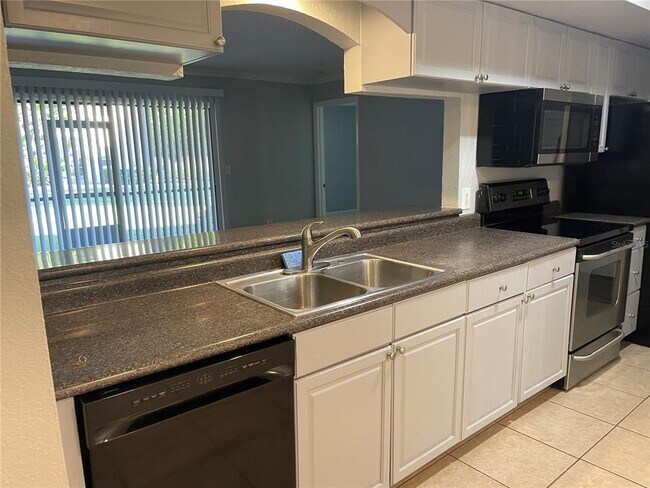 Building Photo - 10195 Sailwinds Blvd N