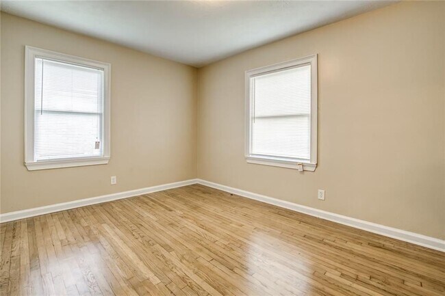 Building Photo - 2987 Belvedere Ln