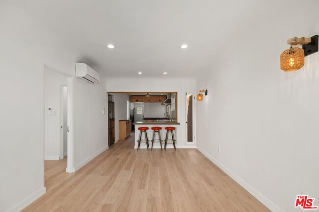 Building Photo - 3846 Lyceum Ave