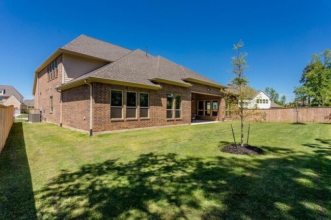 Building Photo - 2064 Bluestem Dr