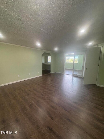 Building Photo - 179 Gilmer St