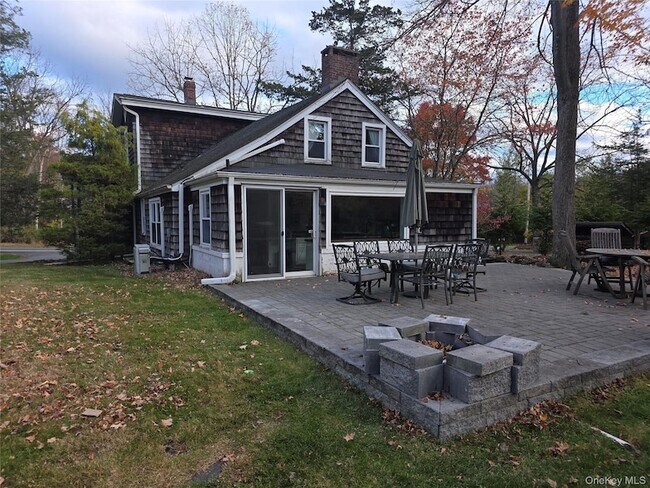 Building Photo - 269 Old Rte 304