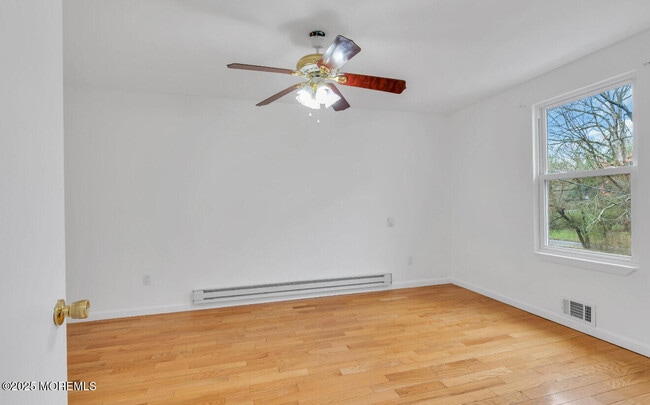 Building Photo - 115 Leesville Rd