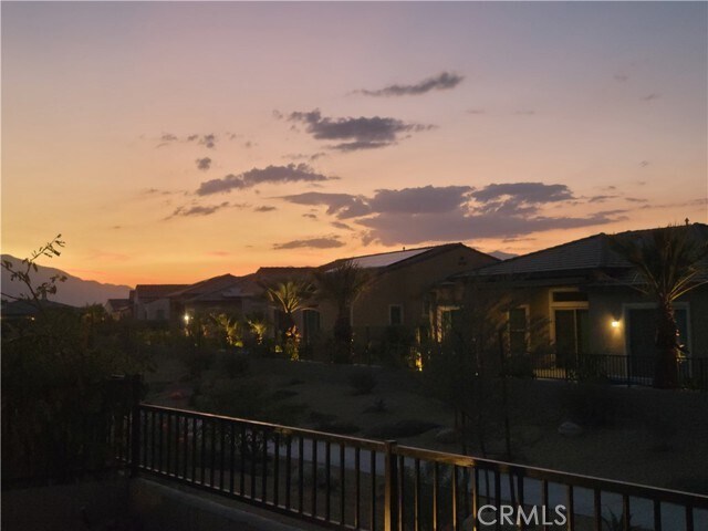 Building Photo - 82 Burgundy