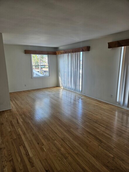 Building Photo - 1204 Bonnie Brae St