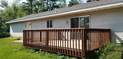 Building Photo - Single Level Energy Efficient 2+ Bedroom H...