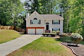 Building Photo - 460 Highlander Way