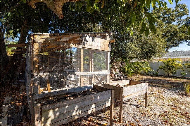 Building Photo - 1513 56th Ave N