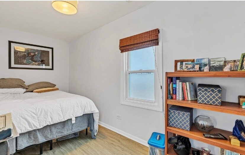 Building Photo - 520 N Ada St