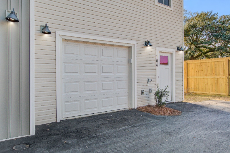 Building Photo - 2161 W Jimtown Dr