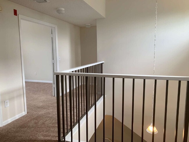 Building Photo - 3BR | 2 BA | 1-Car Las Palmas Townhome