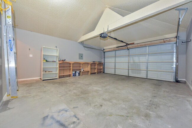 Building Photo - 1372 Michelangelo Dr