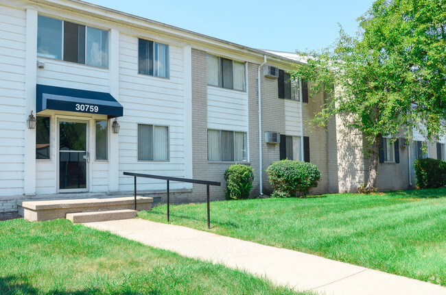 Building Photo - Tuscan Shores Apartments