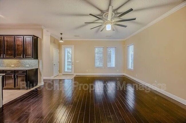 Building Photo - 8477 Greider Way