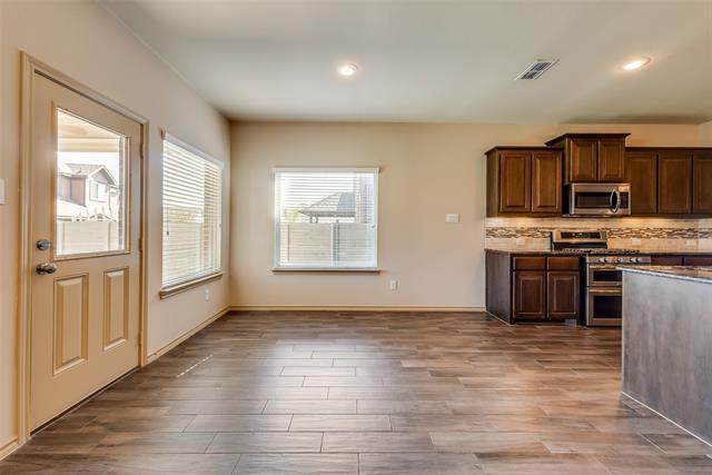 Building Photo - 112 Bluebird Wy