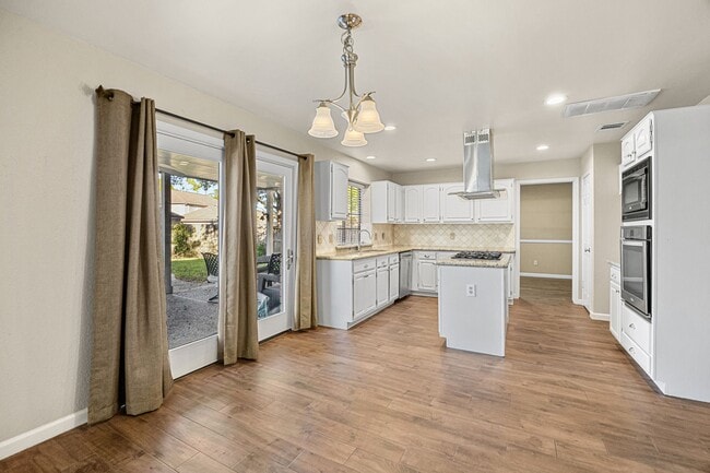 Building Photo - 15002 Havenridge Dr