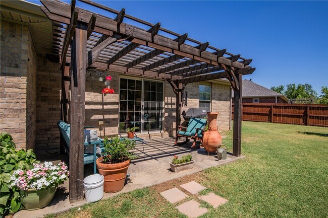 Building Photo - 3739 W Mahogany Dr