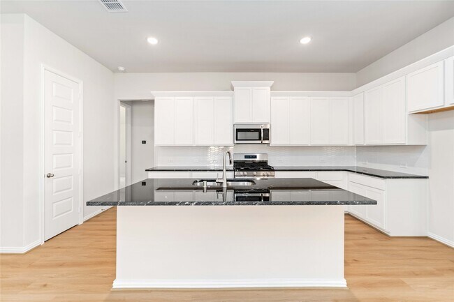 Building Photo - 24543 Greeley Lake Dr