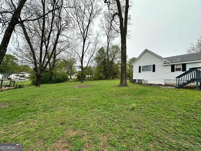 Building Photo - 55 Bowdon St