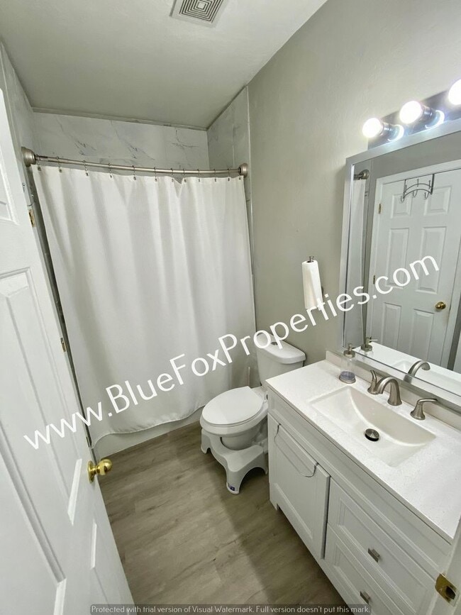 Building Photo - 1365 E Zulema Loop