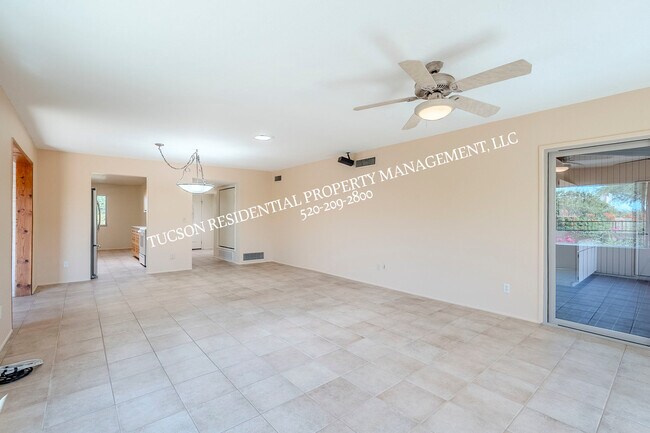 Building Photo - 5084 N Camino Del Lazo