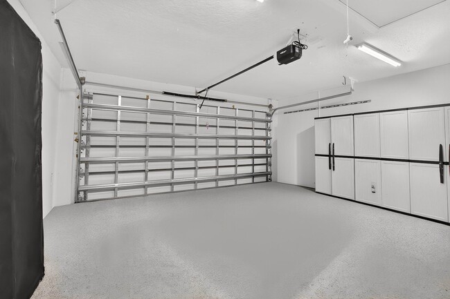 Building Photo - 621 Anchor Point