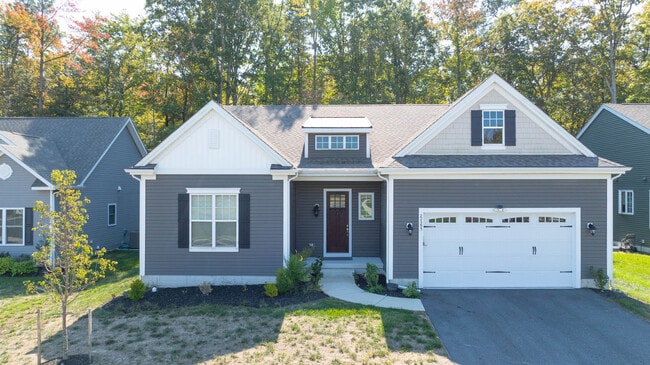 Primary Photo - 22395 Arbor Cir