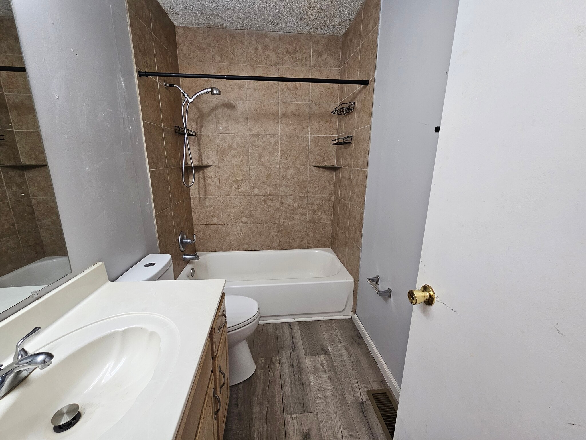 Building Photo - 504 Springmont Blvd