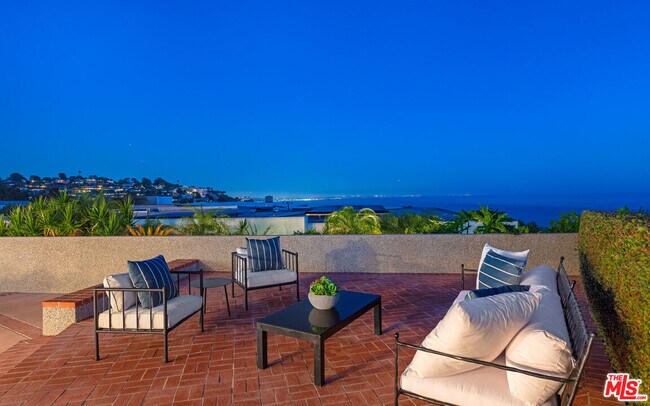 Building Photo - 18100 Wakecrest Dr