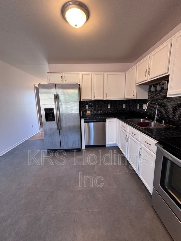 Building Photo - 5701 Piney Ridge Ct