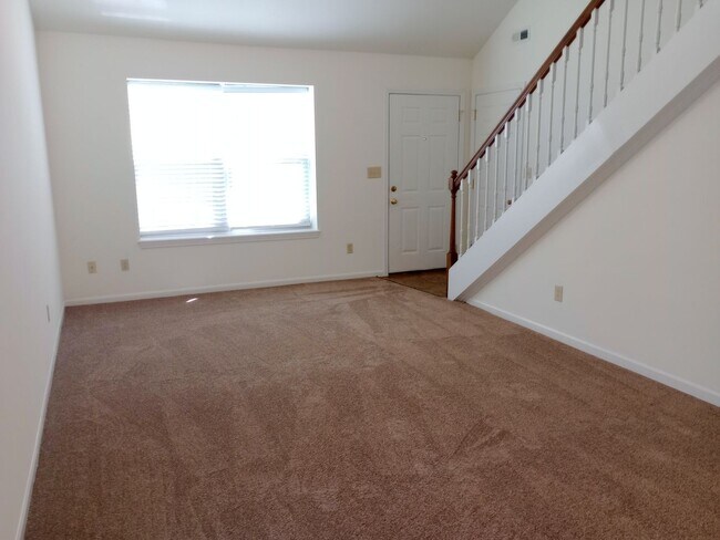 Building Photo - 3500-3502-3502 Delmar Ct