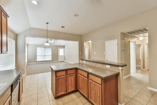 Building Photo - 20542 Avery Grove Ct